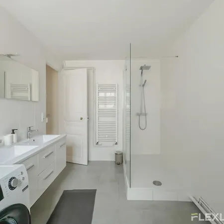 Flexliving - - Turbigo Holiday home