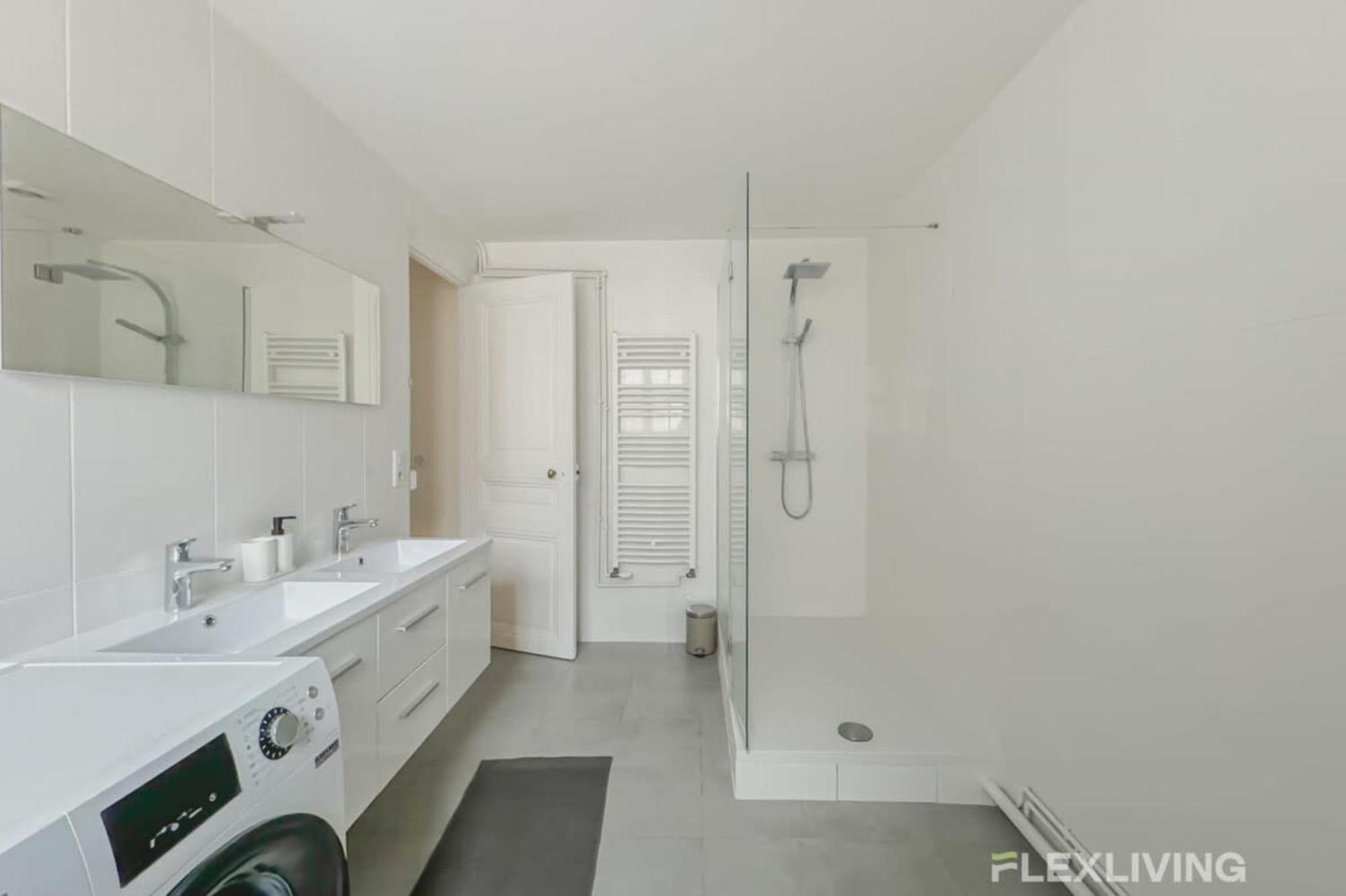 Flexliving - - Turbigo Holiday home